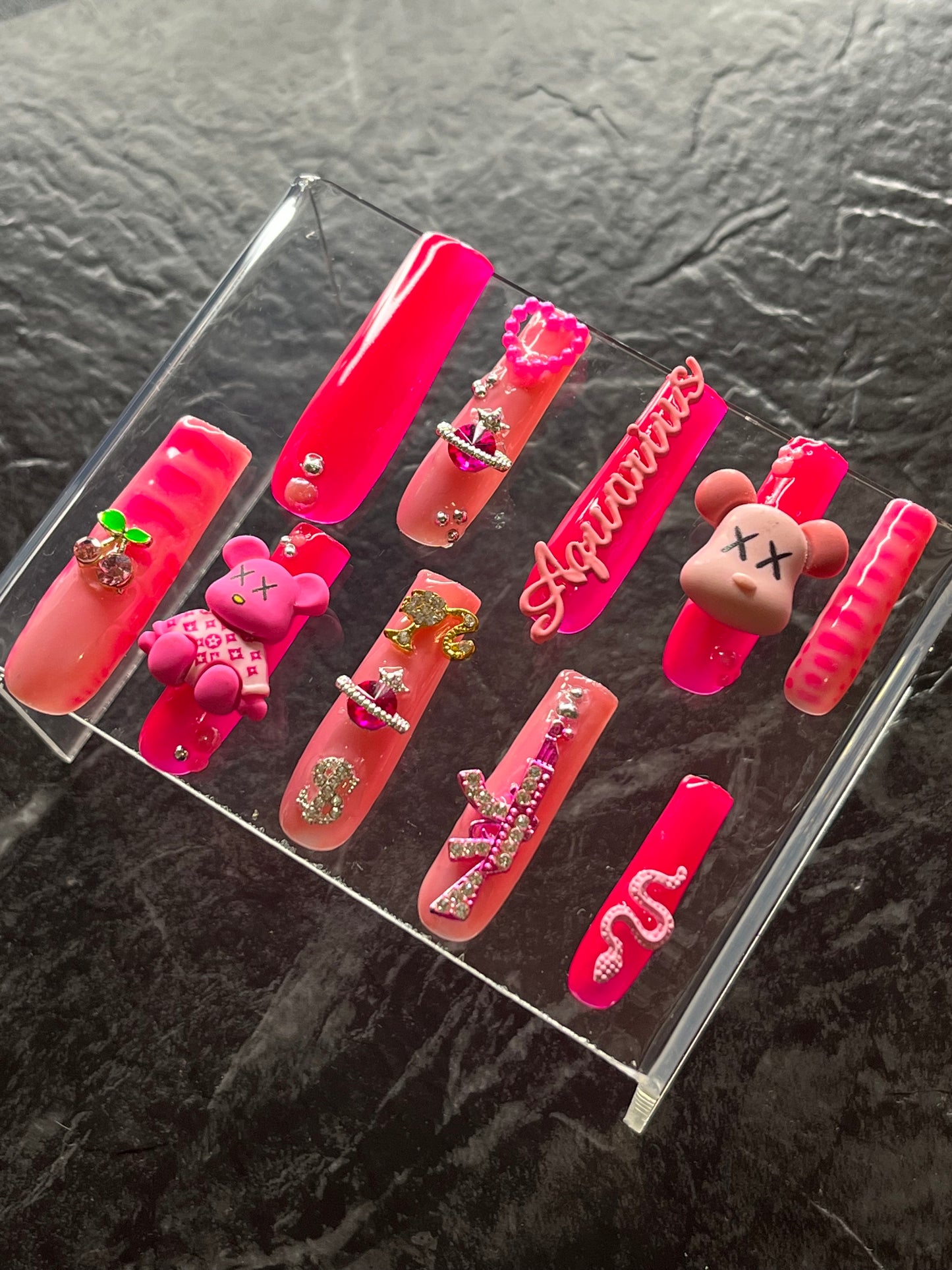 Custom nail set